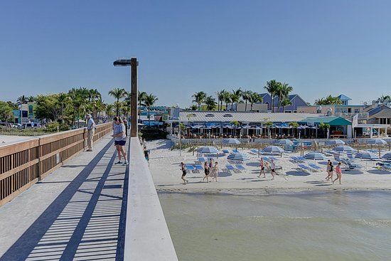 PierSide Grill & Famous Blowfish Bar